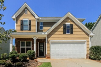 Building Photo - 45 Darbys Ave