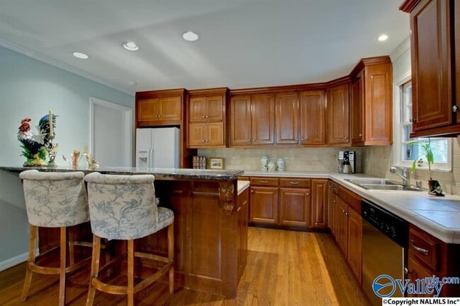 Foto del edificio - 2700 Evergreen St SE