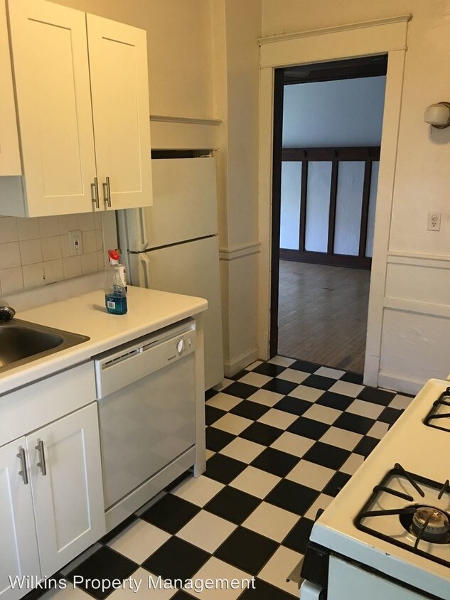 Foto principal - 2534 N Farwell Ave