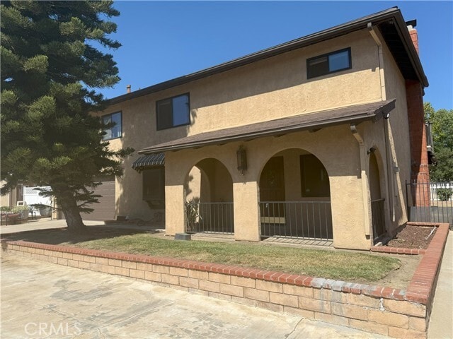 Building Photo - 608 Juanita Ave