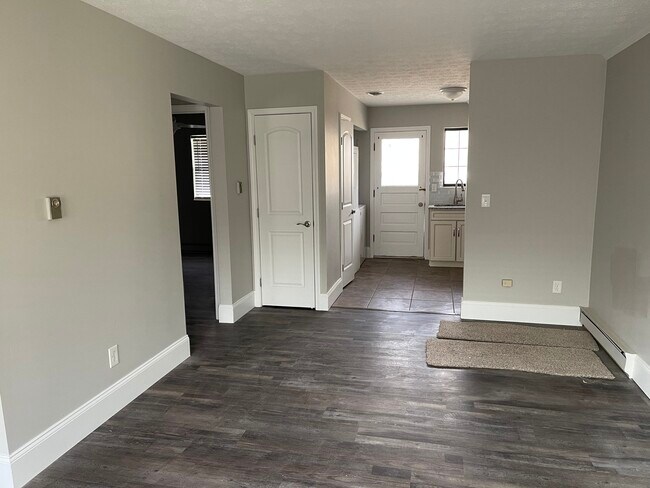 Living area - 156 Ohio Ave