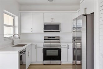 Building Photo - 8501 NW 191st St