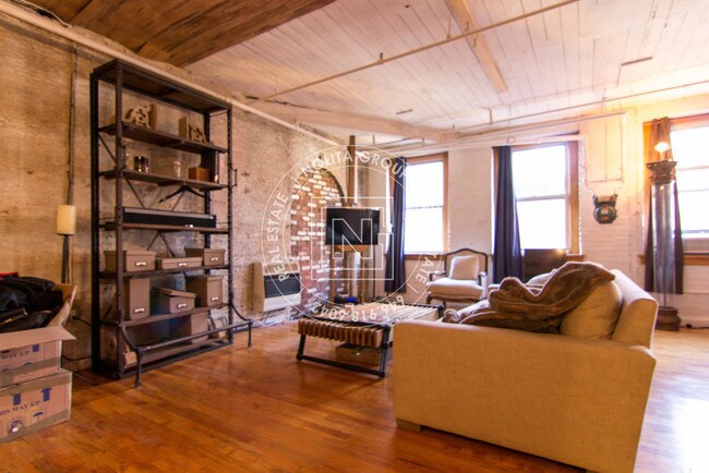 Building Photo - 138 Mulberry St
