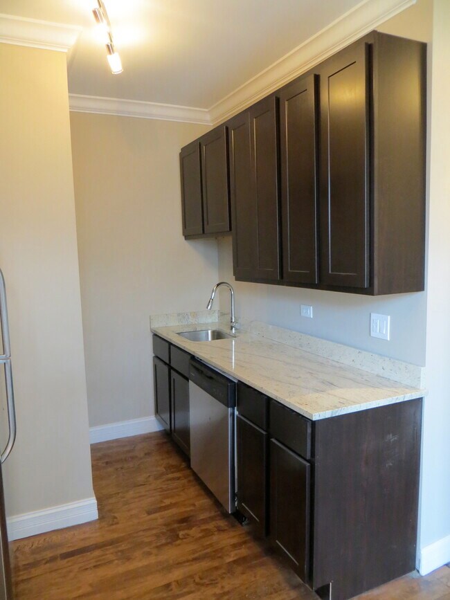 Foto del edificio - 1148 W Barry Ave