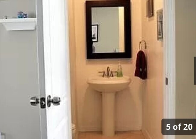 Foto del edificio - 12542 SW 143rd Ln