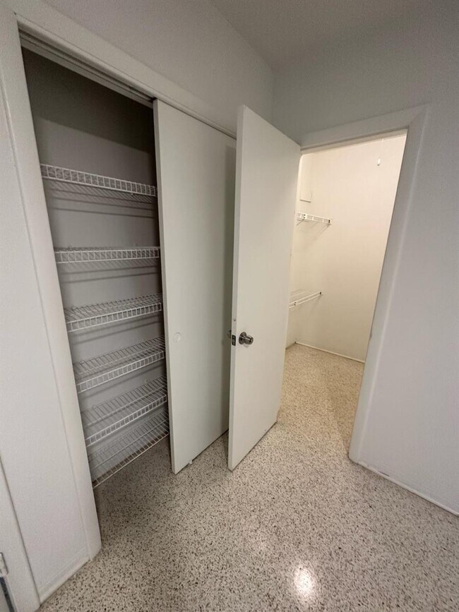 Foto del edificio - 2654 SW 28th Ct