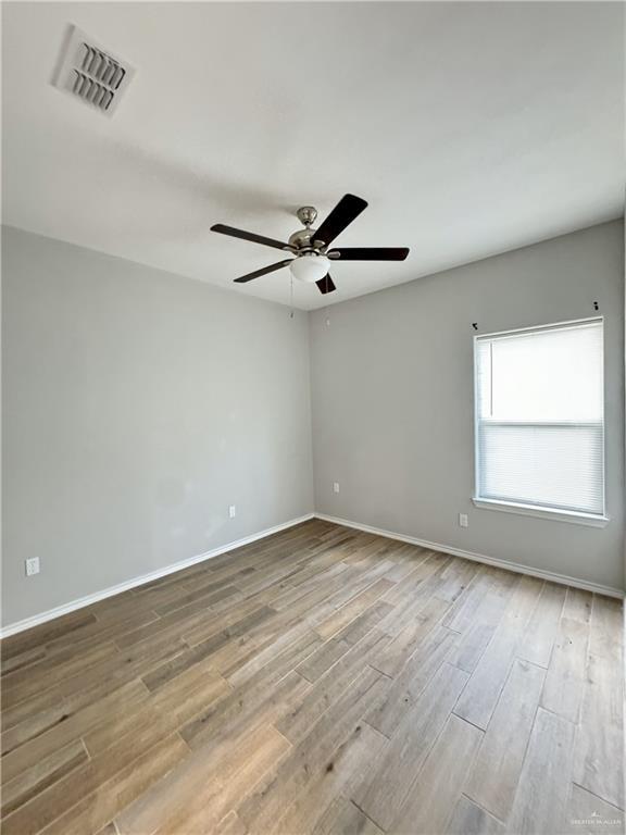 Building Photo - 11 N 56th Ln