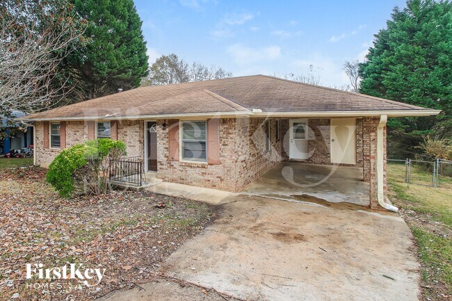 Foto del edificio - 2672 Lilac Dr