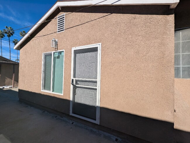 Foto del edificio - 4823 1/2 5th Ave