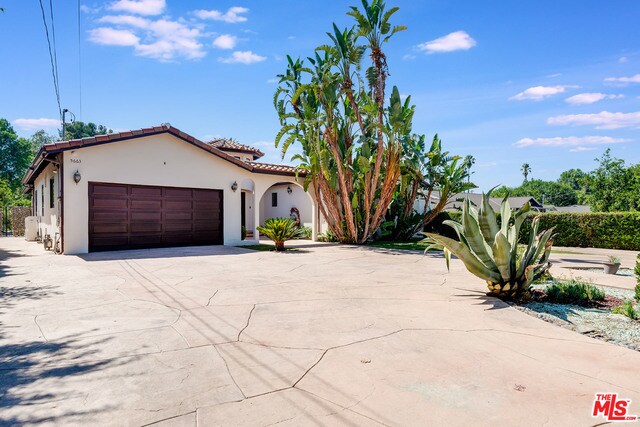 Building Photo - 5663 Jumilla Ave