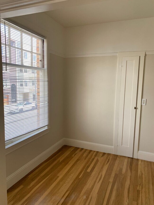 Foto del edificio - 2485 Chestnut St