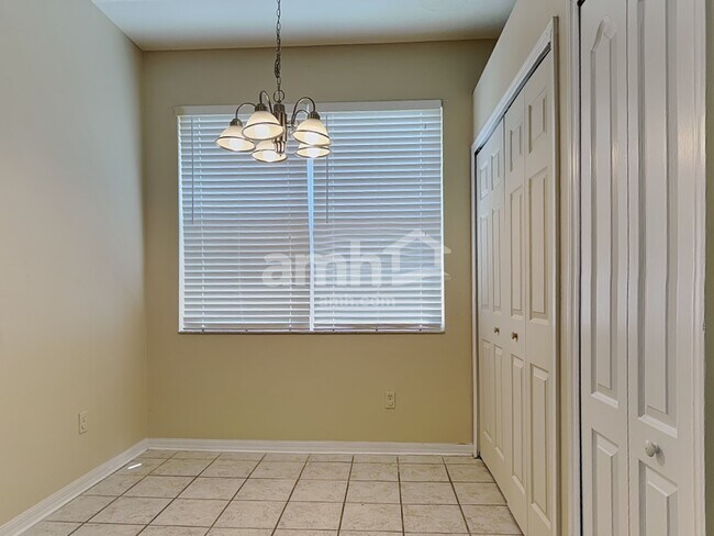 Foto del edificio - 9309 Hunters Park Way