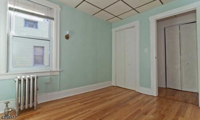 Building Photo - 107 Glenridge Ave