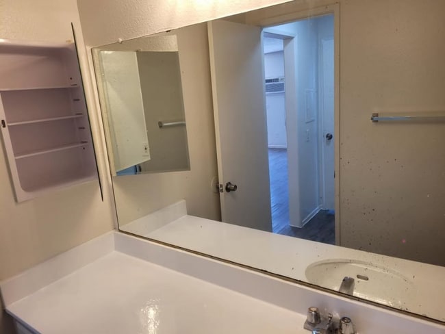 Building Photo - 8661 Wilbur Ave