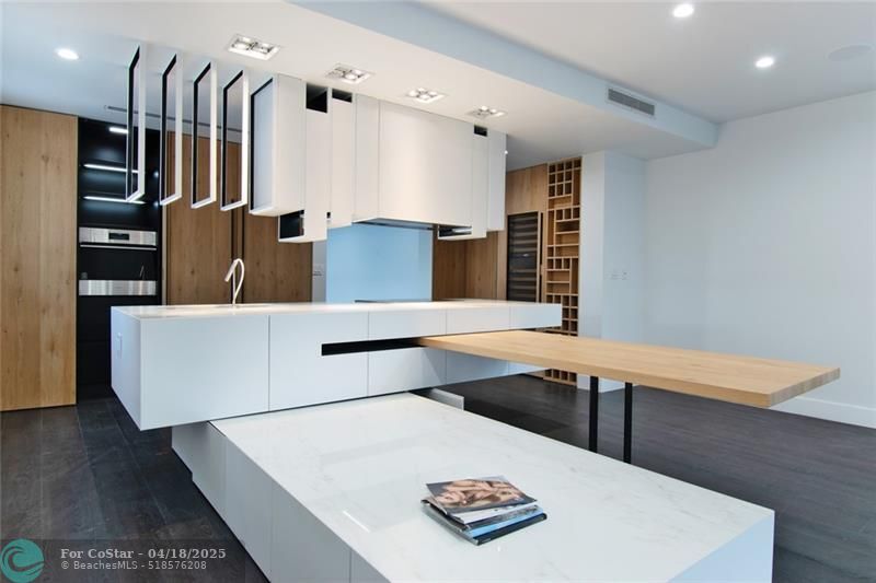 Foto principal - 26 SE 10th Ave