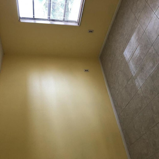Foto del edificio - 1344 Reynolds Rd