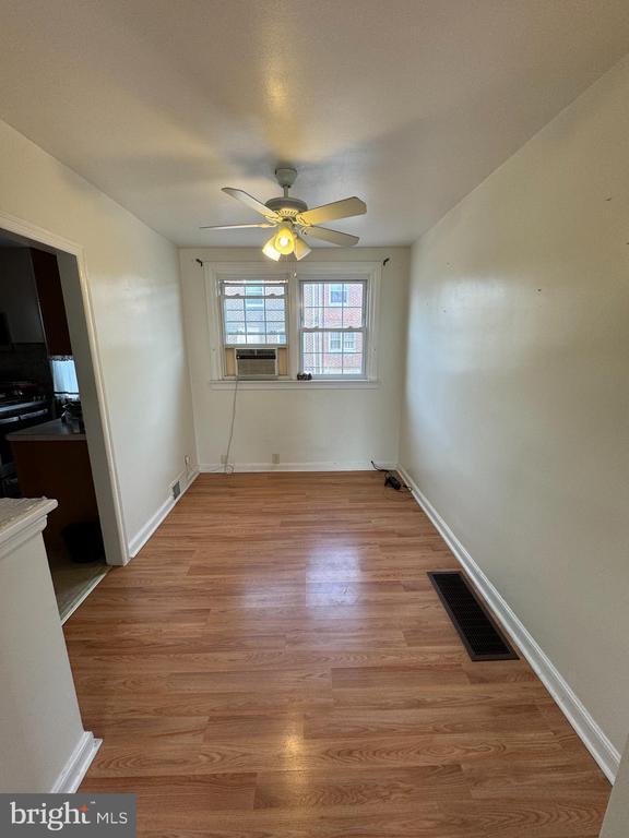 Foto principal - 6045 Summerdale Ave