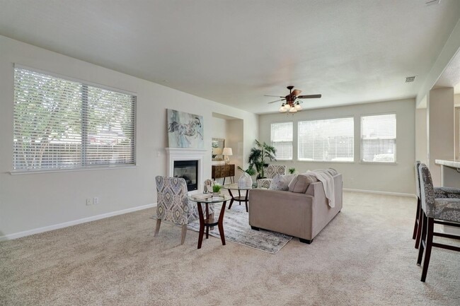 Foto del edificio - 1996 St Patrick Ln