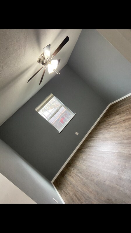 Foto del edificio - 1603 Azalea Cir