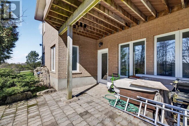 Photo du bâtiment - 23 Fox Run Dr