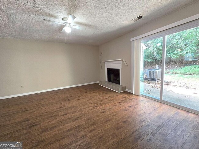 Building Photo - 227 Quail Run