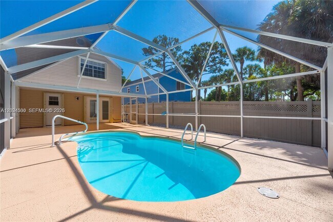 Foto del edificio - 5800 Rambler Rose Way