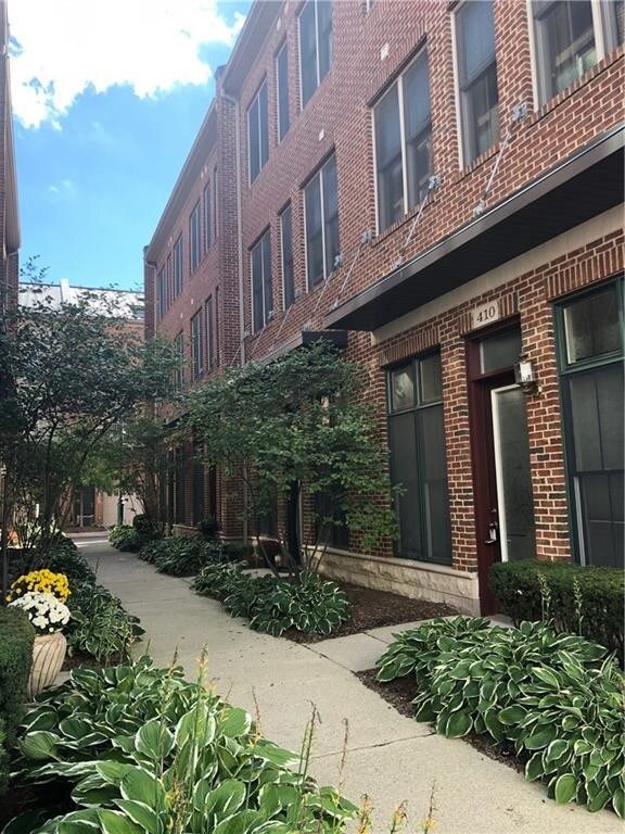 Foto del edificio - 410 Lewis St