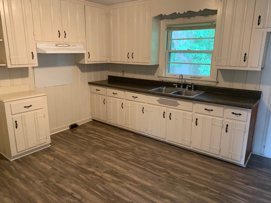 Cocina - 103 Owen Ave