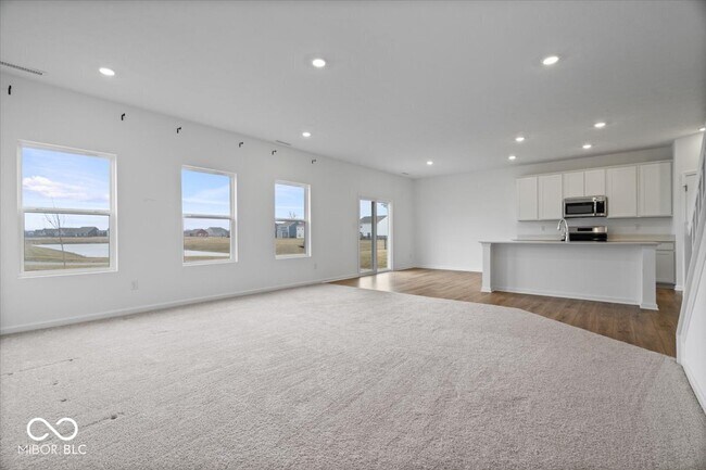 Foto del edificio - 8266 Juniper Ln