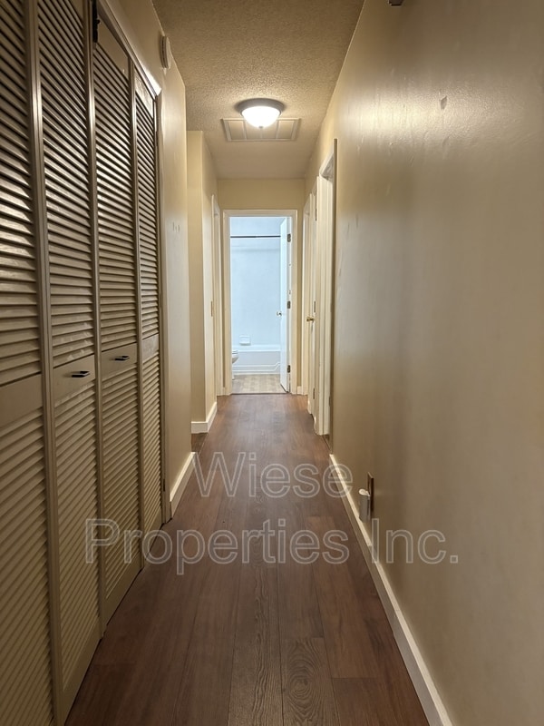 Foto del edificio - 509 Wingate Dr