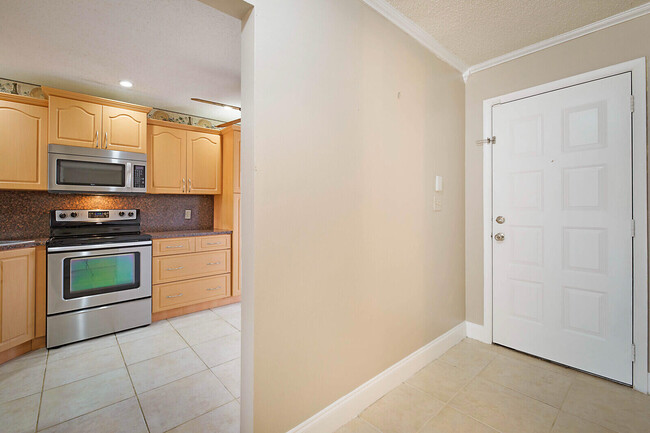 Building Photo - 4392  Carambola Circle  Coconut Creek Fl 3...