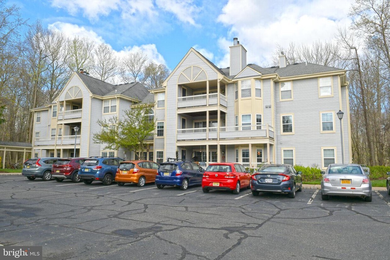 111 Biscayne Ct Unit 6, Princeton, NJ 08540 Apartment for Rent in