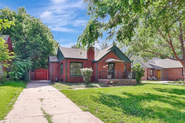 Foto del edificio - 230 S Minneapolis St