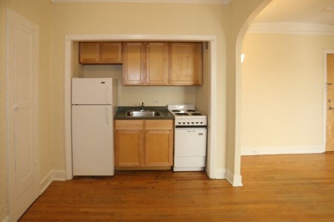 Foto del edificio - 539 W Arlington Pl