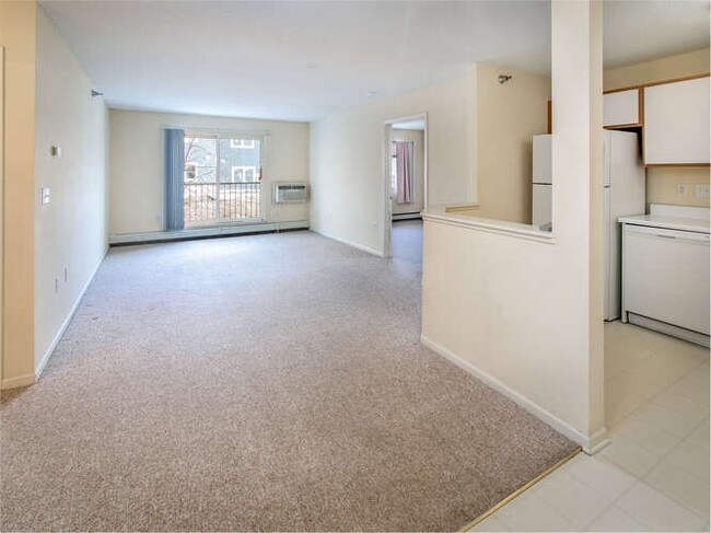 Foto del edificio - 16955 Toronto Ave SE