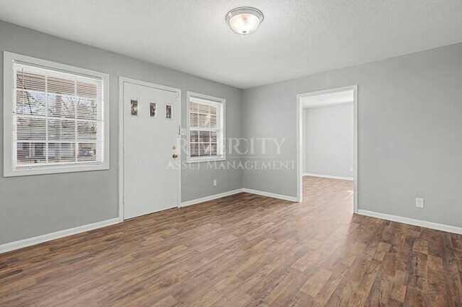 Building Photo - Cute 3 bedroom 1 bathroom home in Parkway Village Area!!! Section 8 Welcomed !!!