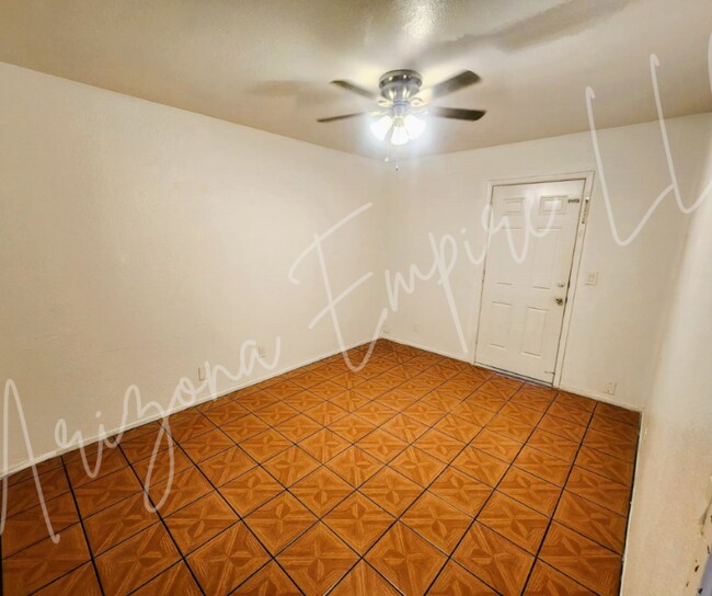 Foto del edificio - 337 N 93rd St