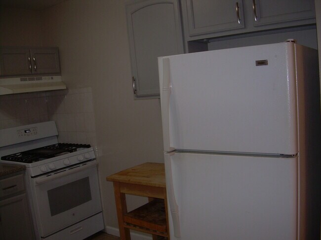 Foto del edificio - 996 Anchor St