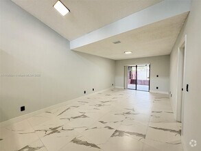 Building Photo - 6956 SW 40th Ct