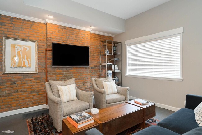 Building Photo - 1 br, 2 bath Condo - 41 E Columbus St
