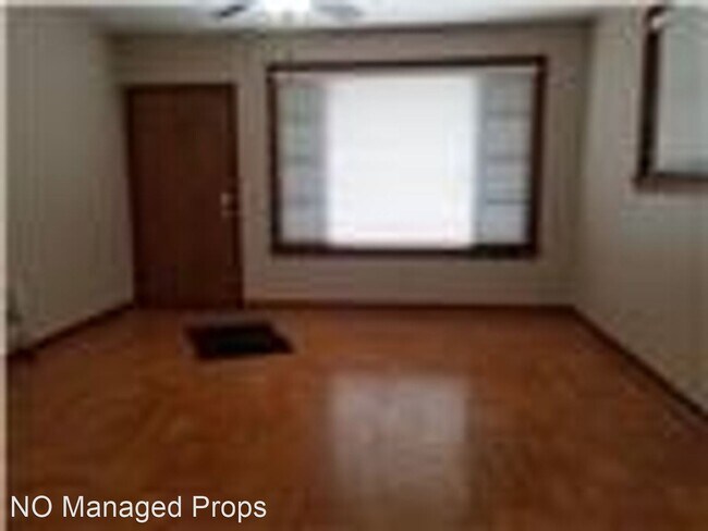 Building Photo - 3 br, 1.5 bath House - 1909 Haring Rd.