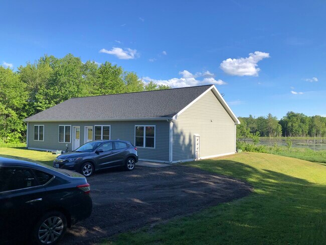 Foto del edificio - 9 Woodduck Ln