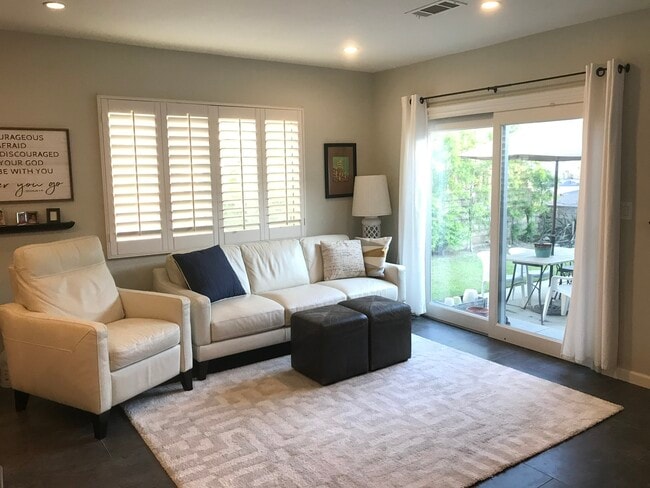 Building Photo - 2716 El Caminito