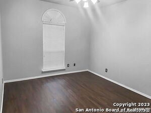 Foto del edificio - 12615 Point Summit