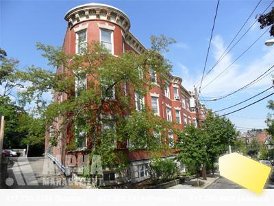 Primary Photo - 208 Winthrop Rd