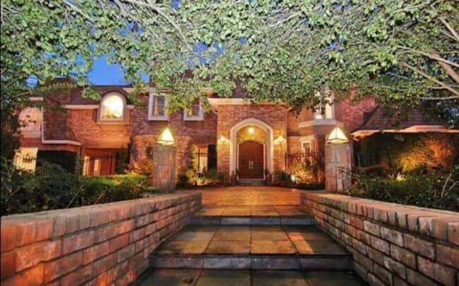 Building Photo - 2819 Cedar Woods Pl