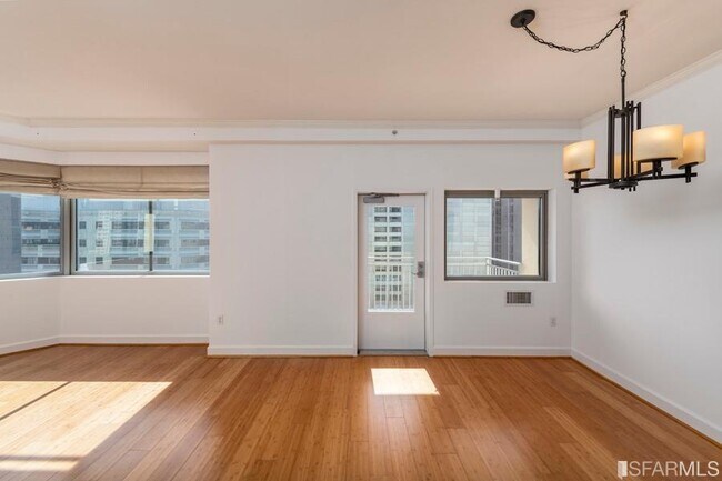 Foto del edificio - 246 2nd St