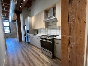Building Photo - 151 W Ohio St