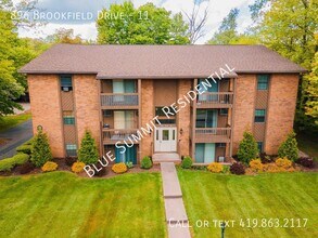 Building Photo - 896 Brookfield Dr