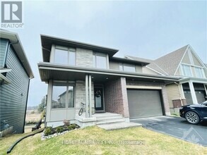 Building Photo - 126 Escarpment Cres